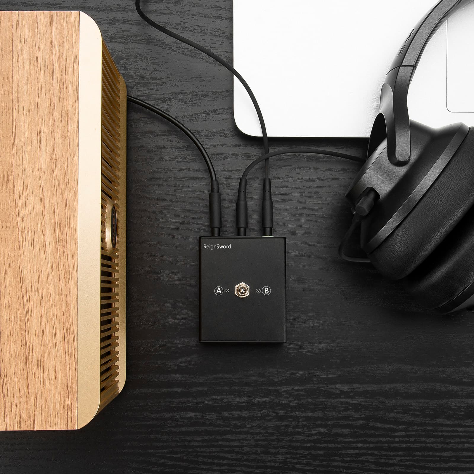 3.5 mm Audio Switcher, 2 Ports Audio Splitter Box (2 In 1 Out / 1 In 2 Out) Mini Headphone Manual Selector Converter with Bonus 47.2 in (120 cm) Cable, No External Power Required - 3